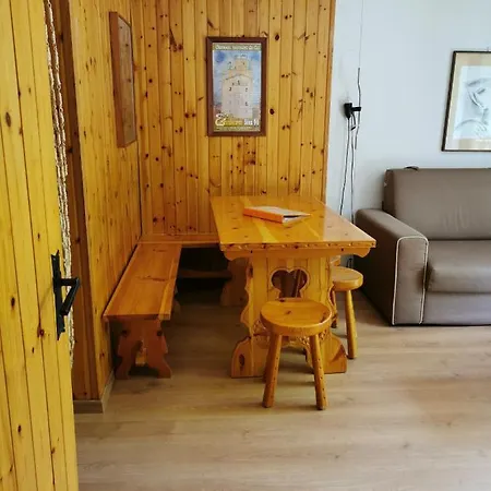 Elda לה טוויל